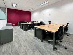 18 ROBINSON (D1), Office #504816371